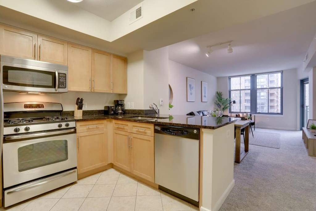 Condo With Gym And Pool In Pentagon City 8Min To Dca Arlington Exterior foto
